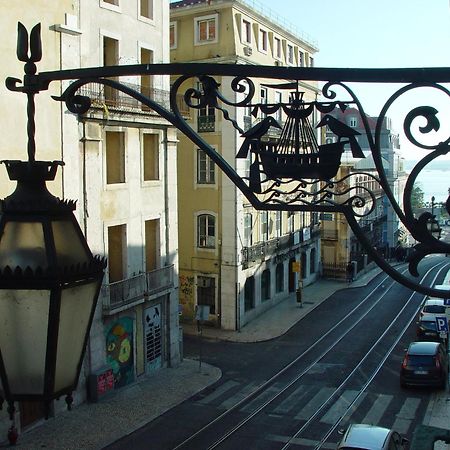 Hall Chiado Lisbon Bagian luar foto